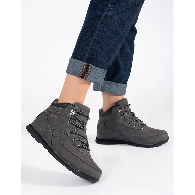 Vico Cizme izolate gri 1