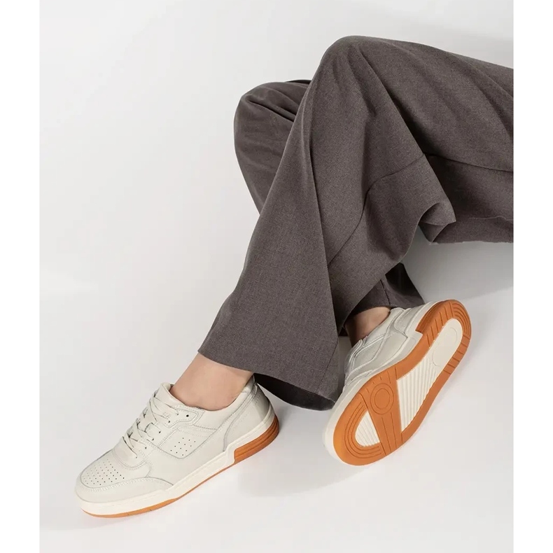 Adidași cu platformă bej deschis 1