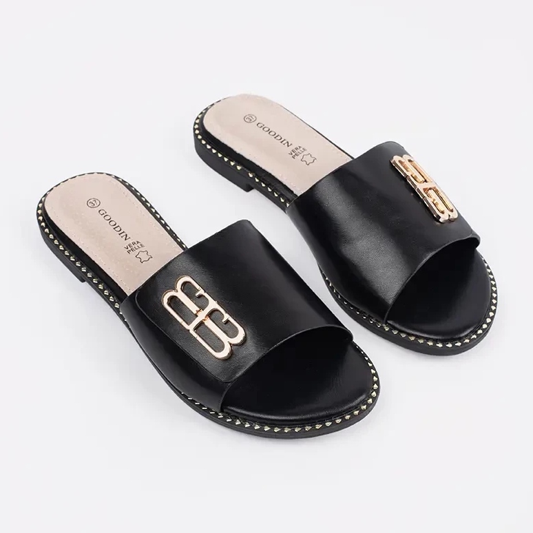 Goodin Papuci pentru femei negre pe o talpă plată cu ornament negru 1