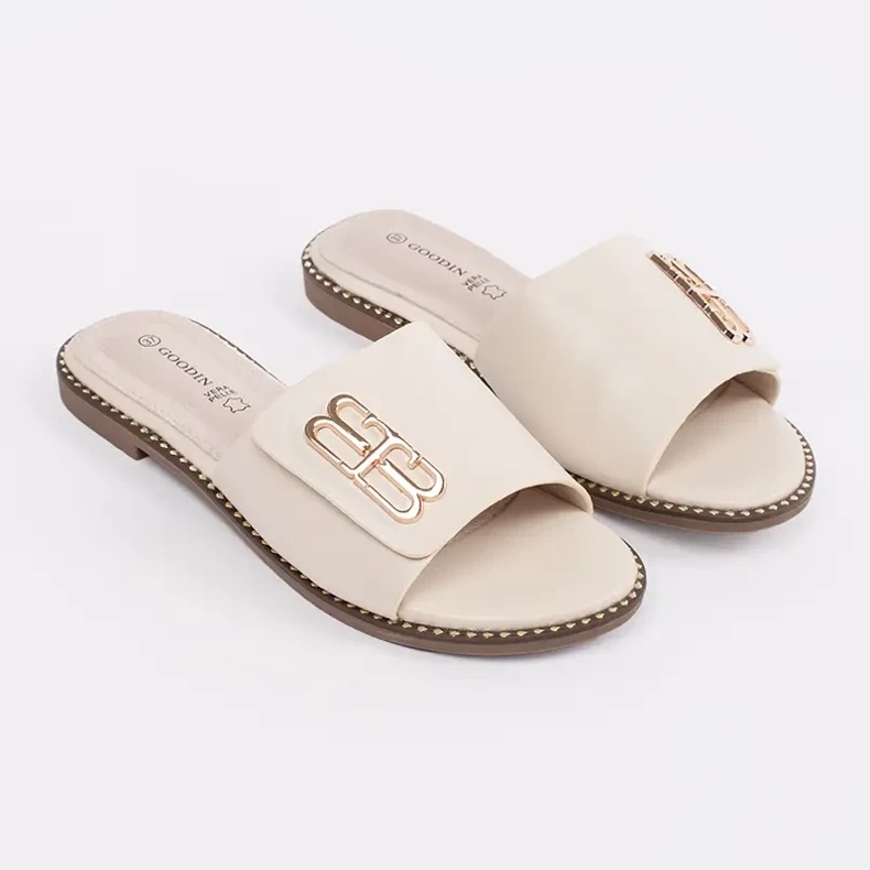 Goodin Flaps pentru femei ușoare pe o talpă plană cu un ornament bej 1