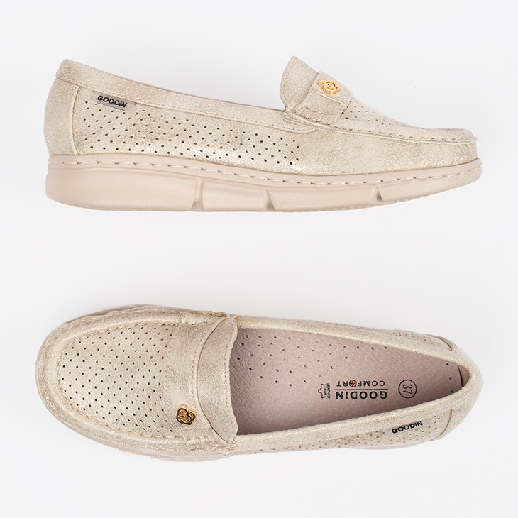 Goodin Golden Openwork Loafers cu un element de aur 1