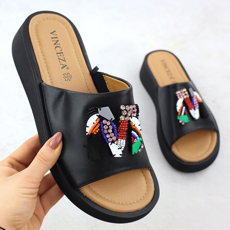 Flip -flops din piele pentru femei cu margele negre Vinceza 66623 negru 1 Flip -flops din piele pentru femei cu margele negre Vinceza 66623 negru 1