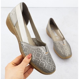Pantofi pentru piele deschisă pentru femei, mângâiere Comfort Rieker 41351-90 bej 1 Pantofi pentru piele deschisă pentru femei, mângâiere Comfort Rieker 41351-90 bej 1