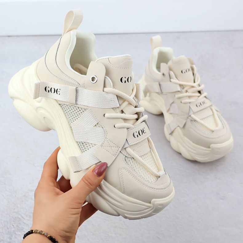 Adidași din piele pe o talpă groasă pentru femei bej goe rr2n4051 1