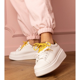 Adidași sportivi alb-maro pe platformă 1