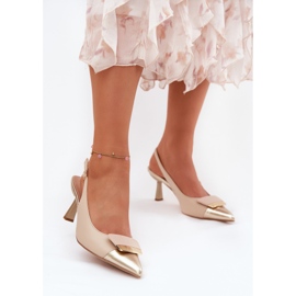 Tocuri înalte elegante cu decorare eco -piele bej 2 Tocuri înalte elegante cu decorare eco -piele bej 2