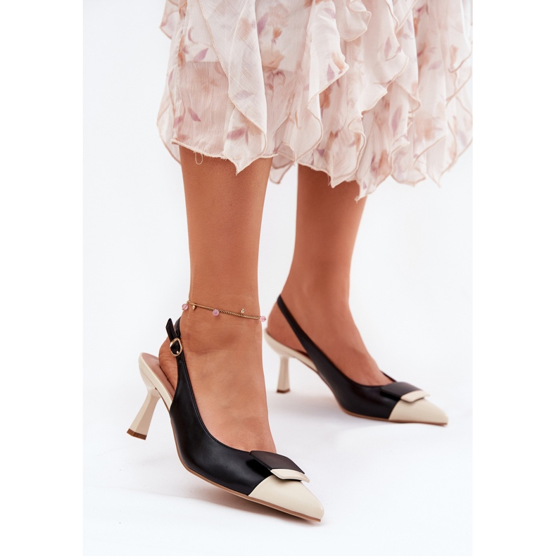 Tocuri înalte elegante cu decorare eco eco piele negru 2