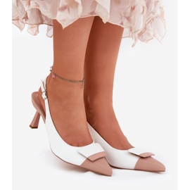 Tocuri înalte elegante, cu o decorare din piele ecologică alb 1