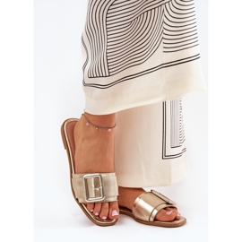 Papuci pentru femei din piele eco cu cataramă aurii de aur 2