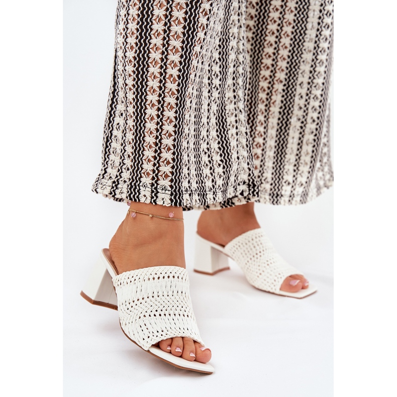 Flip -flops pentru femei cu tocuri albe 2