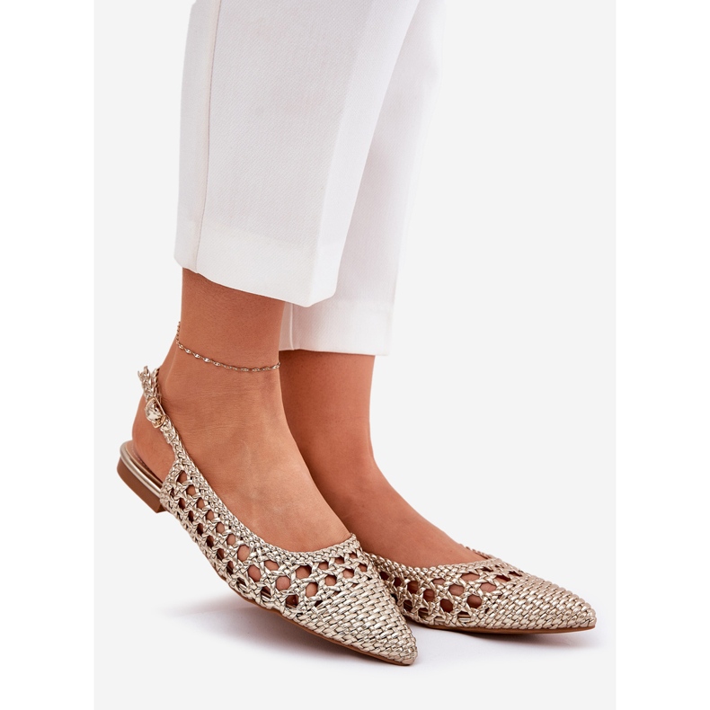 Sandale cu împletitură și degetele de la picioare arătate de aur 1 Sandale cu împletitură și degetele de la picioare arătate de aur 1