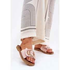 Flip -flops pentru femei cu un detaliu roz decorativ 2