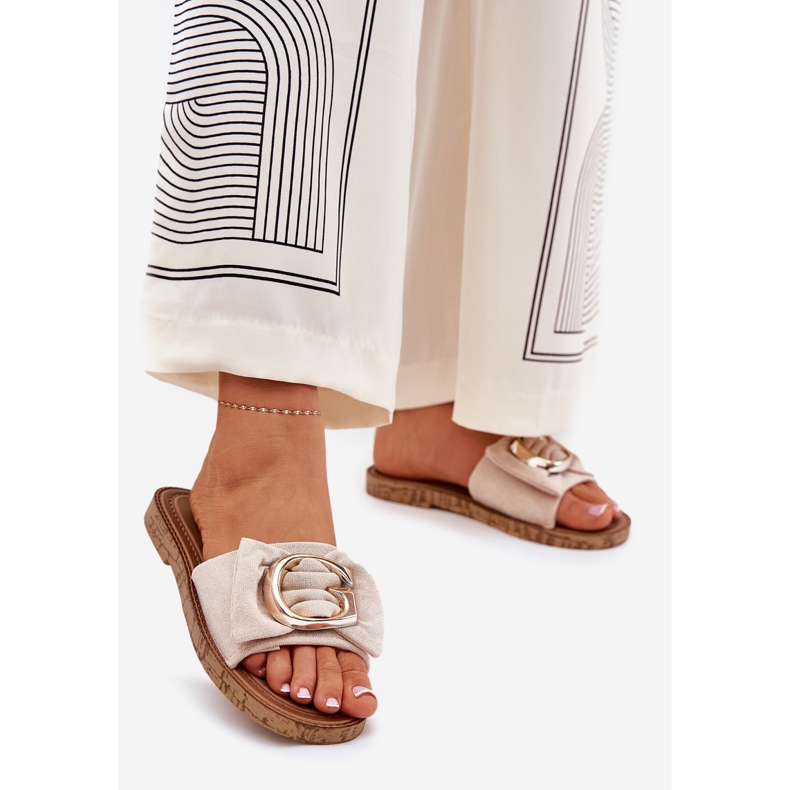 Flip -flops pentru femei cu detalii decorative bej 1