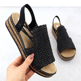 Sandale pentru femei pe Wedgets Black Rieker 62941-00 negru 1