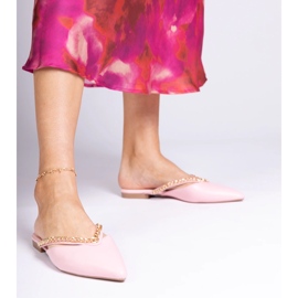 Flip -flop -uri roz elegante decorate cu un lanț 1