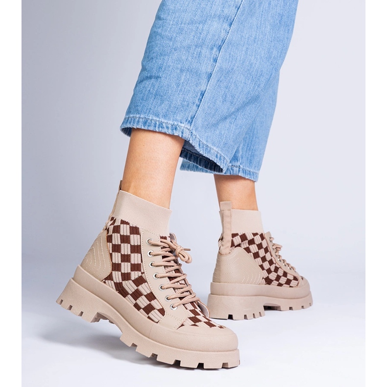 Adidași de cizme maro pe platformă 1