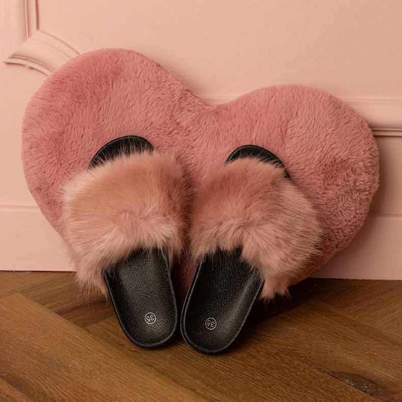 Flip -flops roz pentru copii cu blană 1 Flip -flops roz pentru copii cu blană 1