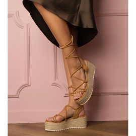 Sandale maro espadrilles pe o platformă înaltă 2