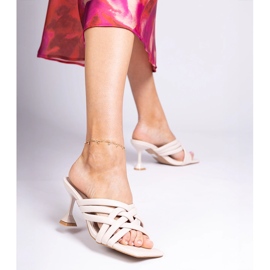 Sandale elegante cu toc bej de la Bourget 2