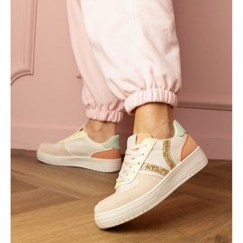 Adidași bej adidași decorați cu sclipici 1