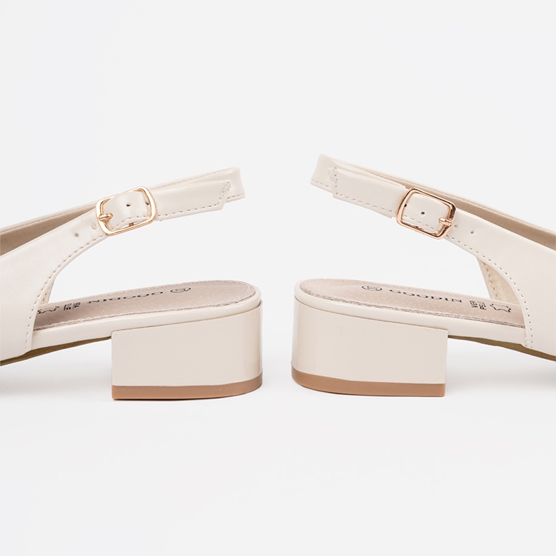 Sandale Goodin cu degete joase cu lumină ușoară bej 1