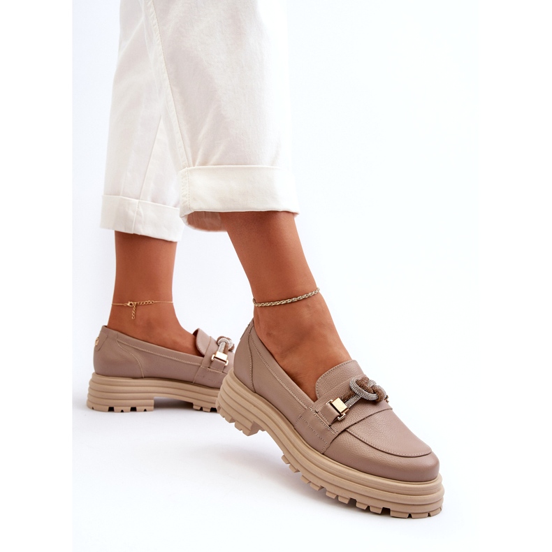 Plăcile din piele pentru femei cu un ornament al Laura Messi 2780 Dark Beige bej 2