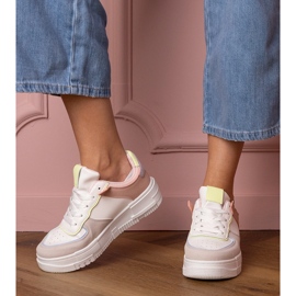 Adidași sportivi albi și gri pe Platfotm 1