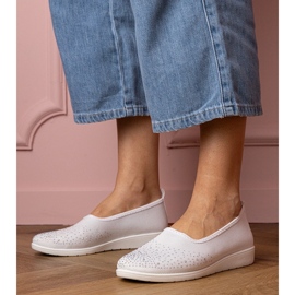 Adidașii pentru femei albe cu zirconi 1