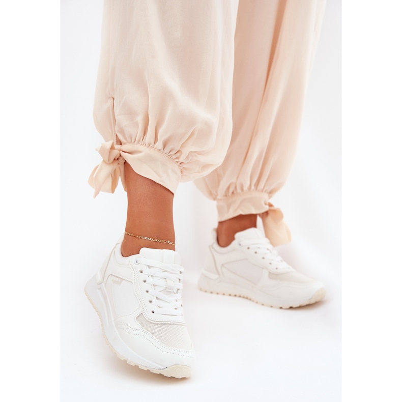 Pantofi sport de damă alb 2 Pantofi sport de damă alb 2