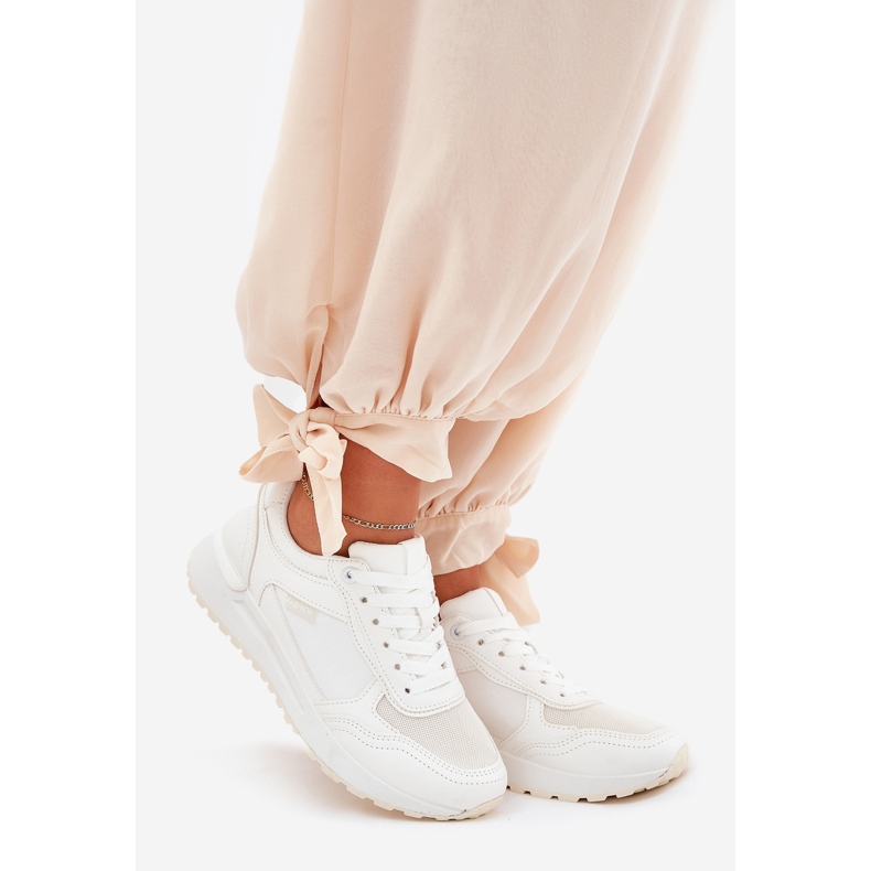 Pantofi sport de damă alb 1 Pantofi sport de damă alb 1