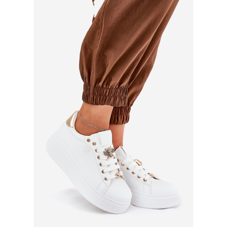 Adidași pentru femei pe platformă cu pini albi 1