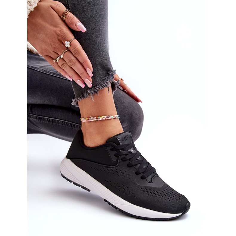 Pantofi sport de damă 4F 4FRSS24FSPOF056 Negru 5 Pantofi sport de damă 4F 4FRSS24FSPOF056 Negru 5
