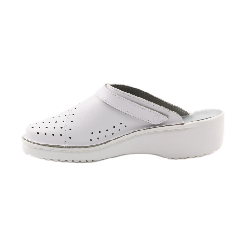 Papuci albi cu pană medicală ortopedică 2 Papuci albi cu pană medicală ortopedică 2