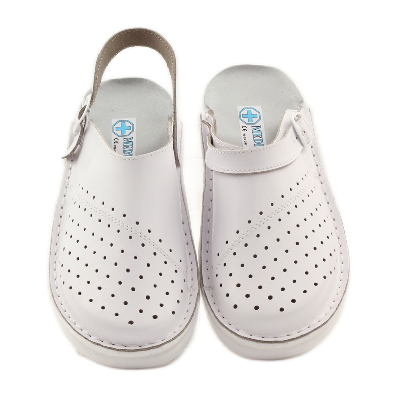 Papuci albi cu pană medicală ortopedică 4 Papuci albi cu pană medicală ortopedică 4
