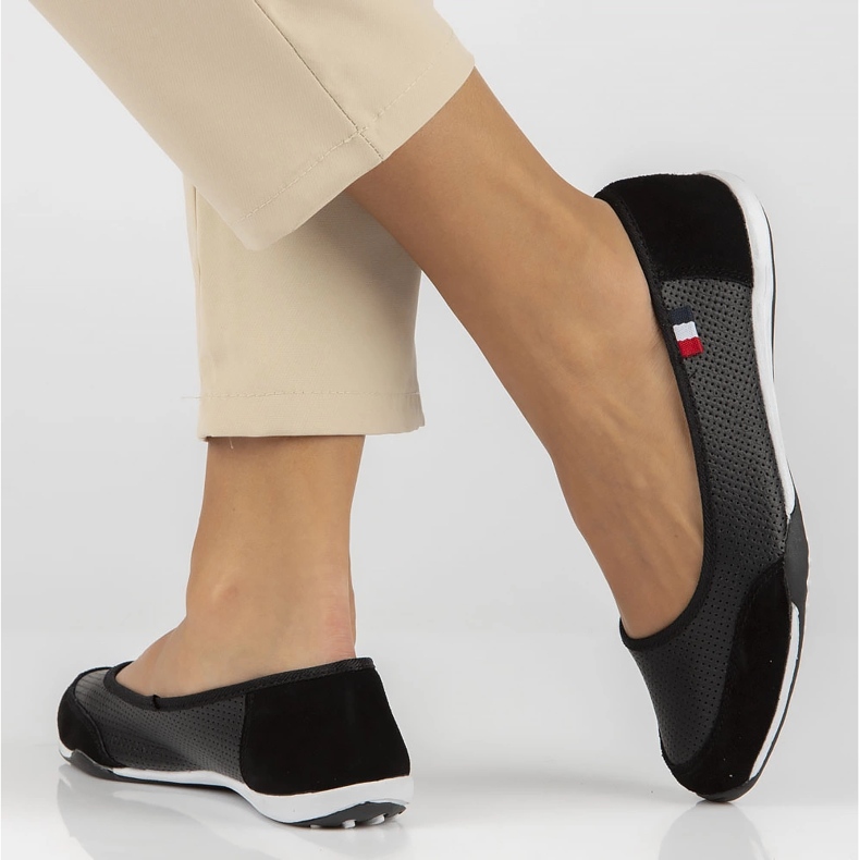 Filippo Adidași din piele DP142/24 BK negru perforat alb 2