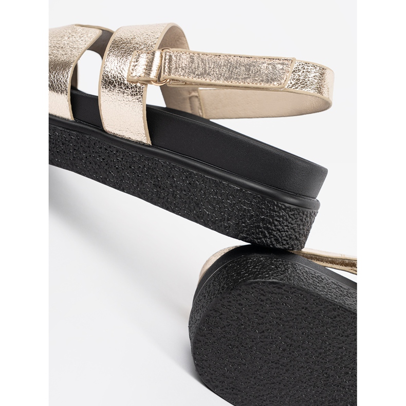 Goodin Sandale clasice pe platforma de aur 1