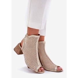 Tocuri înalte din piele feminină cu un călcâi maciejka deschis 06899-25 Golden-Beige bej 1