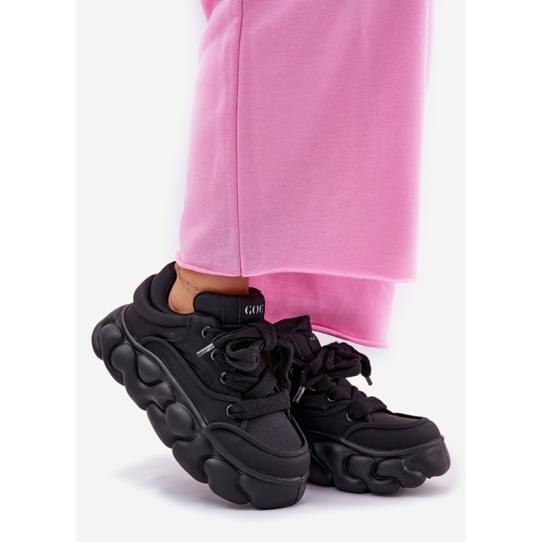 Adidaje din piele pentru femei pe platforma masivă GOE RR2N4044 Negru 1