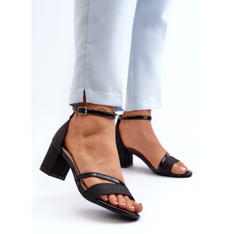 Vinceza Sandale cu sclipici pentru femei 20244 pe un stâlp scăzut negru 1