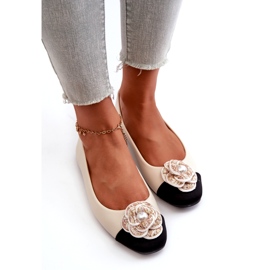 Seastar Ballerină pentru femei din piele eco cu bej decorativ de perle decorative 3 Seastar Ballerină pentru femei din piele eco cu bej decorativ de perle decorative 3