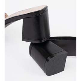 Goodin Papuci alb -negru tweed pe postare 1 Goodin Papuci alb -negru tweed pe postare 1