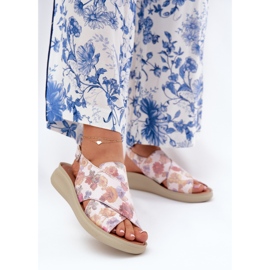 Jezzi Sandale pentru femei cu piele eco cu flori multicolor 2 Jezzi Sandale pentru femei cu piele eco cu flori multicolor 2