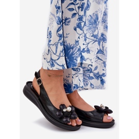 Jezzi Sandale pentru femei cu o floare decorativă neagră negru 1 Jezzi Sandale pentru femei cu o floare decorativă neagră negru 1