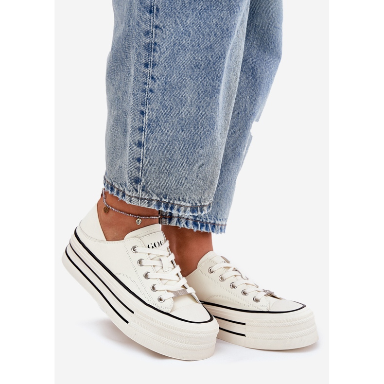 Adidaje din piele pentru femei pe platforma albă Goe RR2N4106 1