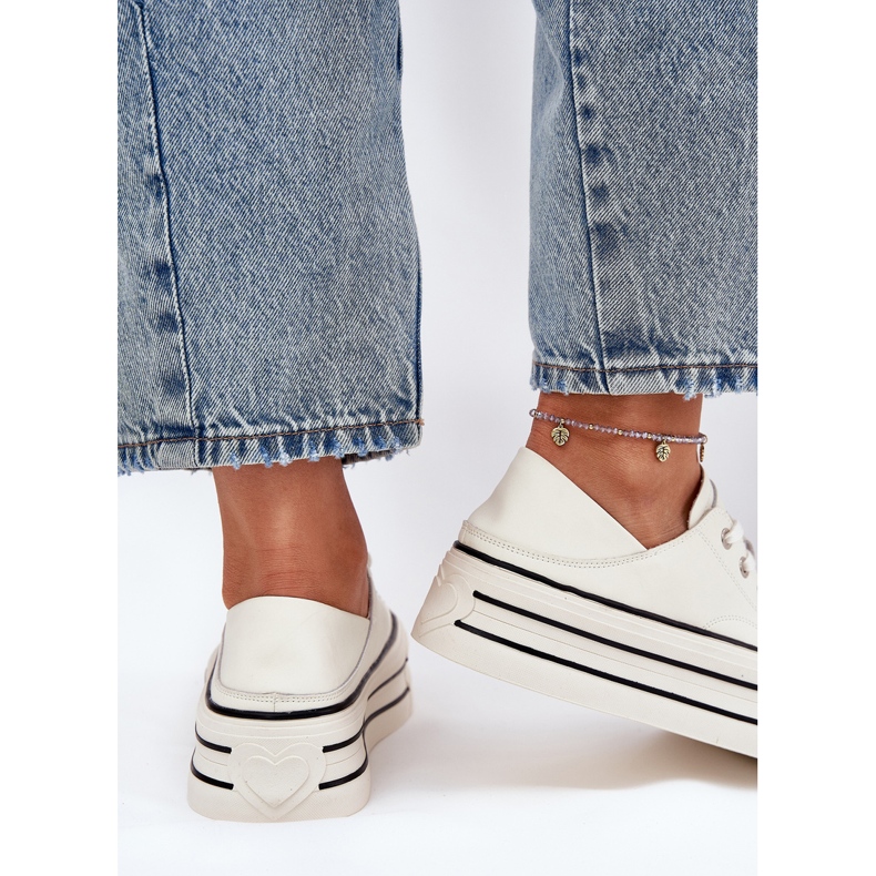 Adidaje din piele pentru femei pe platforma albă Goe RR2N4106 2