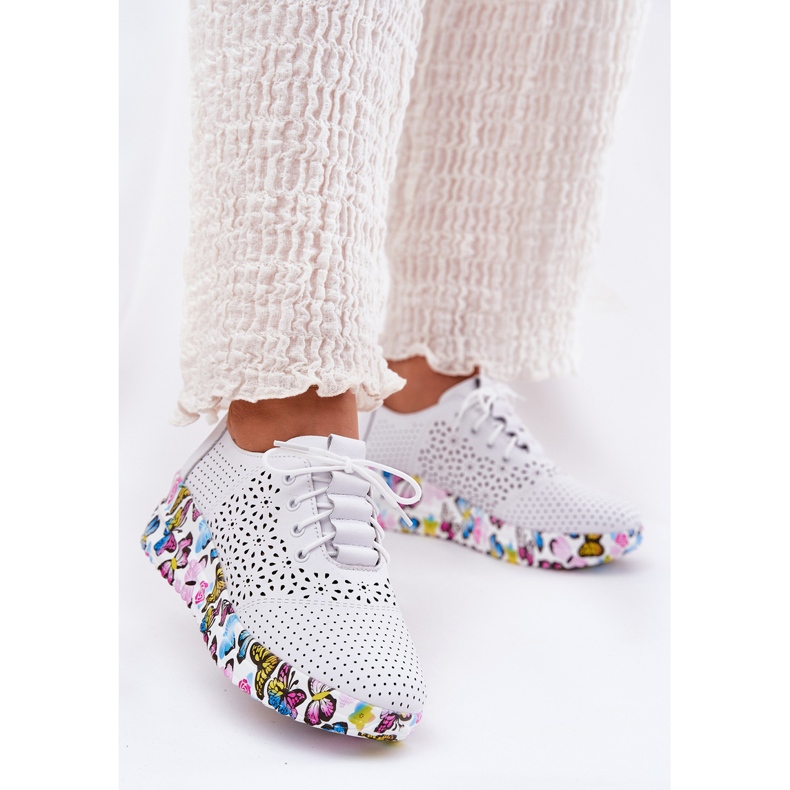 Pantofi pentru femei deschise din piele pe pană Fluturi Artiker 56C1618 Alb 2 Pantofi pentru femei deschise din piele pe pană Fluturi Artiker 56C1618 Alb 2