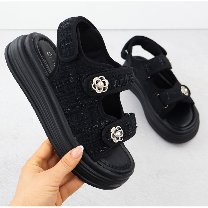 Sandale pentru femei pe platforma Czarne Potocki PY16337 negru 1