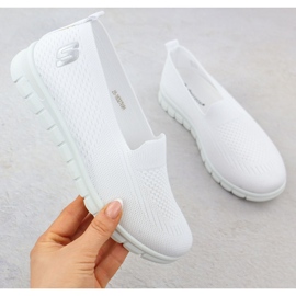 Pantofii sport pentru femei a alunecat alb Potocki 16327 1