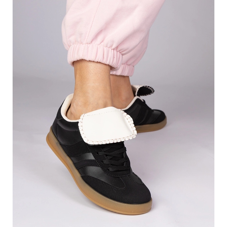 Adidași negri adidași sportivi pentru femei negru 1 Adidași negri adidași sportivi pentru femei negru 1