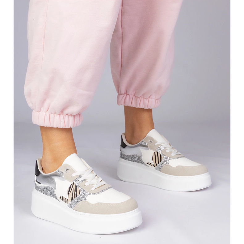 Tenisi bej cu sclipici 1